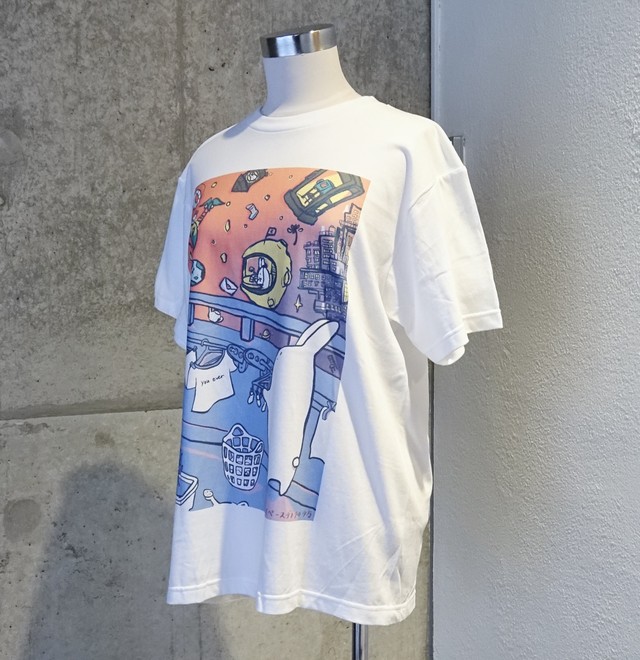 usagi Tシャツ「スペースデブリの夕方」