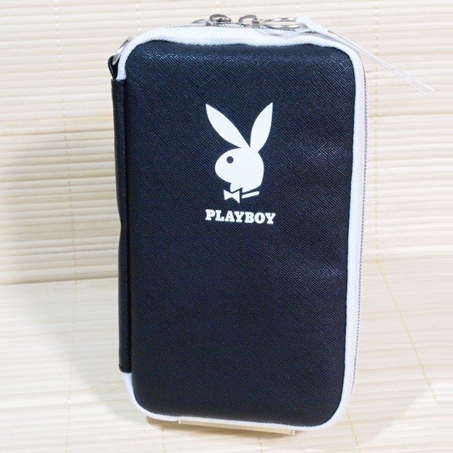 Playboy プレイボーイ ロゴ フラットマルチペンケース スマホも入るポーチ ポケット多め 雑貨のぱんぷきん