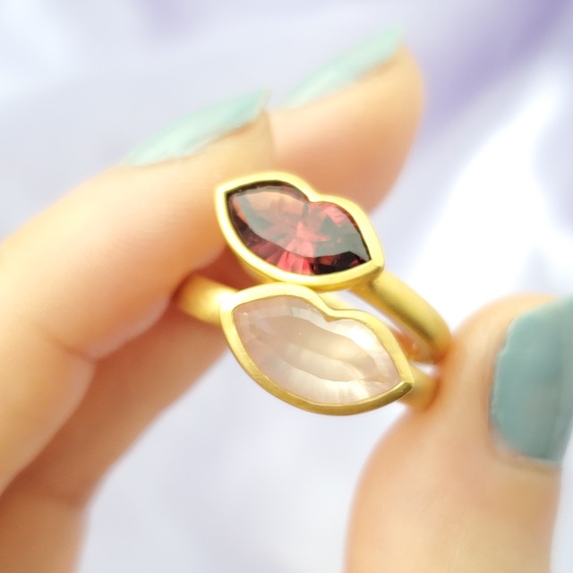 大人かわいいリップリング ガーネット ローズクォーツ Frana フラナ