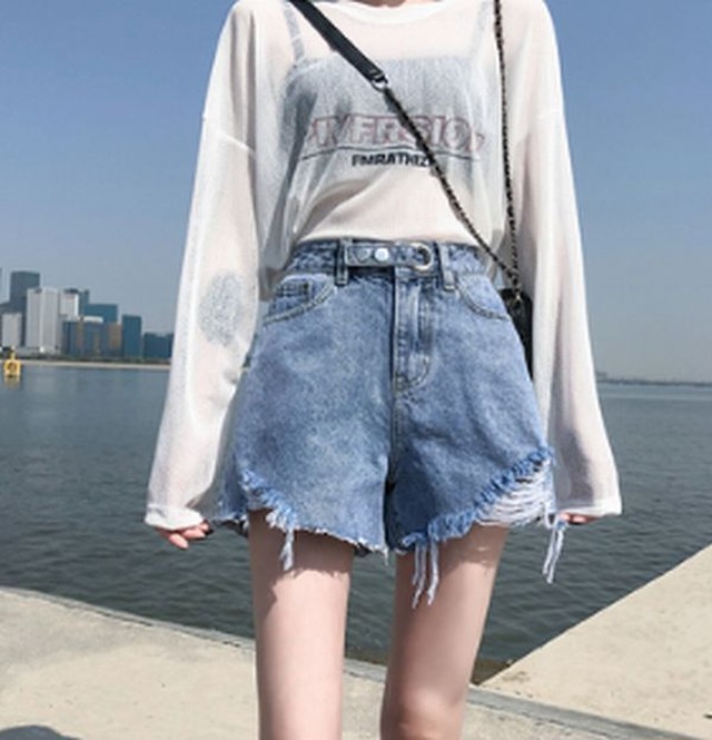 ワイドパンツ コーデ レディース 30代 40代 代 ミニ丈 ショートパンツ 無地 カットオフ 切りっぱなし ダメージ デニム 大きいサイズ カジュアル 美脚 おしゃれ コットン ハイウエスト ワンピの里
