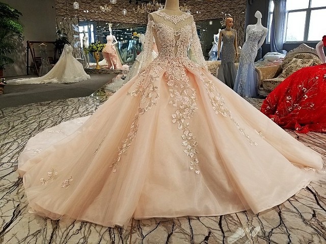 素敵なウエディングドレス カラードレス 予約作製 ピンクと白2択1 床付くタイプとトレーンタイプ2種類 サイズオーダー対応 Cinderelladress