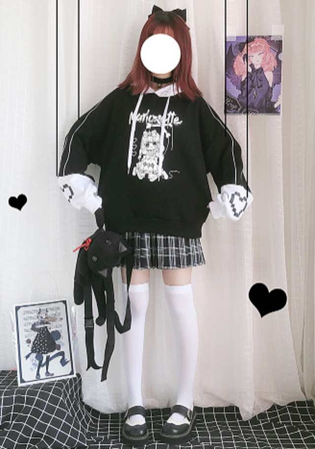 トップス パーカー ホワイト 白 ブラック 黒 バイカラー フード モノクロ Rock 可愛い ルーズ オーバーサイズ メンズライク 病みかわいい ゆめかわいい ゆるかわ キュート 大人かわいい きれいめ エレガント フェミニン カジュアル 秋 冬 デイリー お出かけ Z131 Top Mode トップス パーカー ホワイト 白 ブラック 黒 バイカラー フード モノクロ Rock 可愛い ルーズ オーバーサイズ メンズライク 病みかわいい ゆめかわいい ゆるかわ キュート 大人かわいい きれいめ エレガント フェミニン カジュアル 秋 冬 デイリー お出かけ Z131 Top Mode
