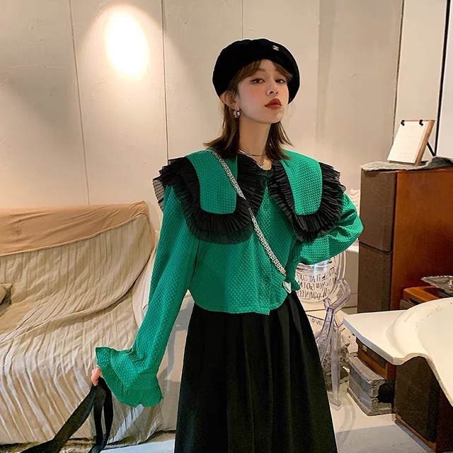 frill collar shirt