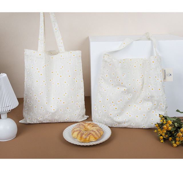 お取り寄せ商品 トートバッグ ハンドバッグ エコバッグ 刺繍 花柄 お洒落 シンプル Candy Melts