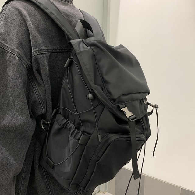 バックパック レディース リュック 春夏 秋冬 春 夏 秋 冬 黒 バッグ リュックサック かばん メンズ バック レディース 無地 部活 合宿 旅行 通学 大容量 学校バッグ 高校生 中学生 男の子 女の子 B4 ブラック カレッジコーデ カジュアル