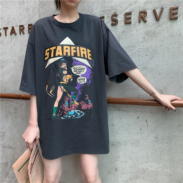 送料無料 トップス Tシャツ ロゴプリント イラストプリント カットソー グレー 半袖 丸首 フロントデザイン プリント 個性的 個性派 春 夏 春夏 ラウンドネック オーバーサイズ ビックシルエット ルーズ 大人可愛い キュート 華奢見え ロングtシャツ デイリー カジュアル 送料無料 トップス Tシャツ ロゴプリント イラストプリント カットソー グレー 半袖 丸首 フロントデザイン プリント 個性的 個性派 春 夏 春夏 ラウンドネック オーバーサイズ ビックシルエット ルーズ 大人可愛い キュート 華奢見え ロングtシャツ デイリー カジュアル