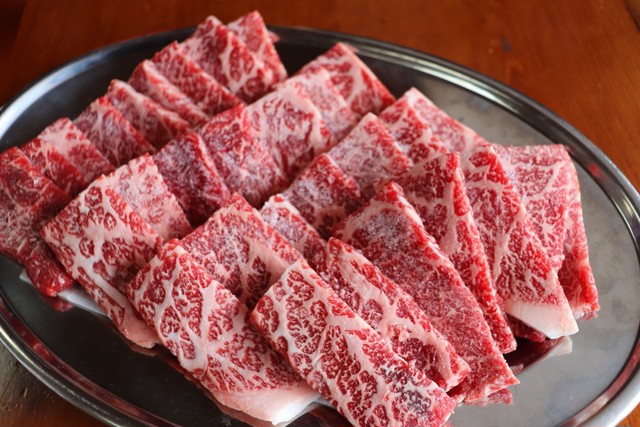 山形牛 うちもも肉 焼肉 BBQ 400g