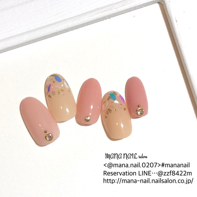 ネイルチップ ピンク ベージュ リーフホロ ネイルチップ オーダー Mnt0047 Mana Nail Salon By Goods