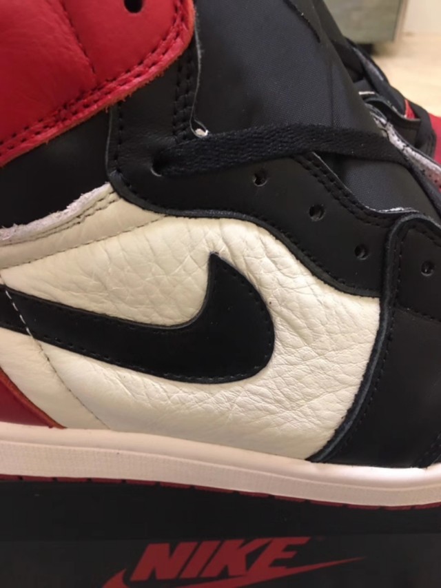 中古品 Nike Air Jordan 1 ナイキ エアジョーダン 赤黒 Love Fashion Shop