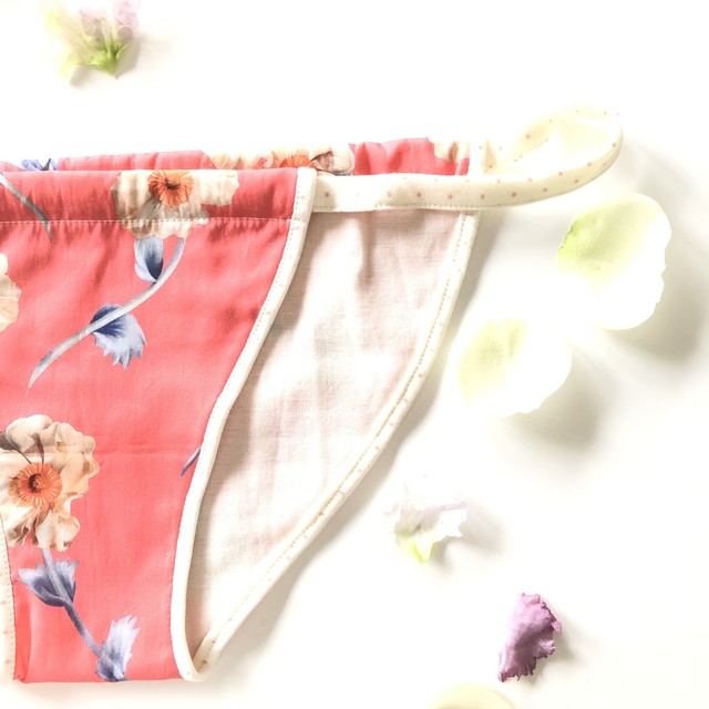 ふんどしパンツ 子宮ふかふか100 コットンwガーゼ Melody Medium メロディ ミディアム Lily 田淵華愛オフィシャルオンラインショップ ふんどしパンツ 子宮ふかふか100 コットンwガーゼ Melody Medium メロディ ミディアム Lily 田淵華愛オフィシャルオンラインショップ