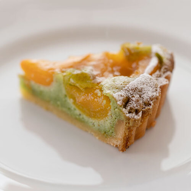 あんずとピスタチオのタルト 18cm 禾食や Kajikiya