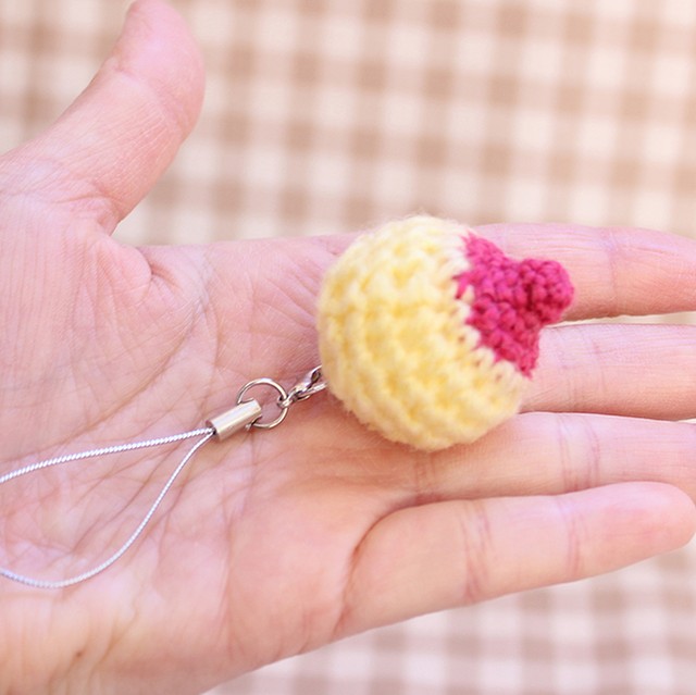 おっぴストラップ イエロー 毛糸のおっぱいプロジェクト