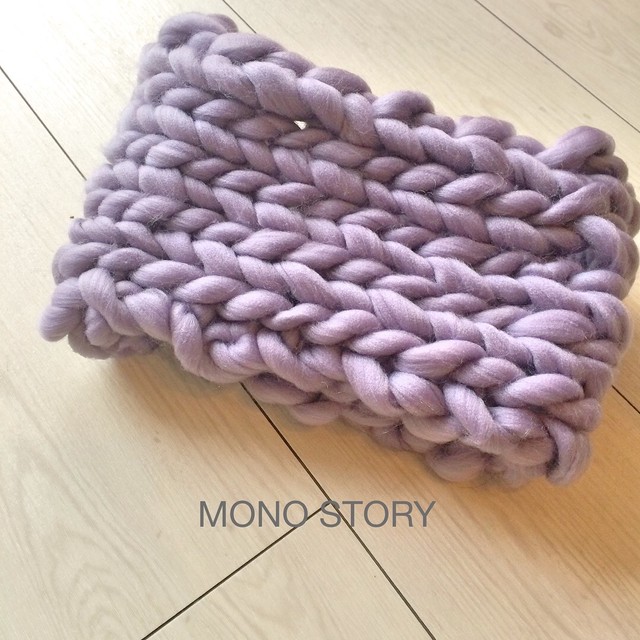 チャンキーヤーンのスヌード グレー Mono Story