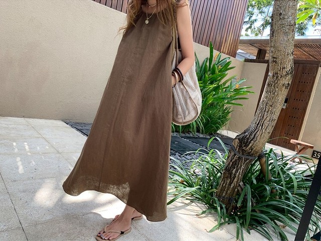 ロングワンピース ノースリーブ ラウンドネック リネンブレンド Aライン ギャザー 透け感 ゆったり リラックス 体型カバー かわいい きれいめ カジュアル 大人 おでかけ デート リゾート バカンス Crystalhk