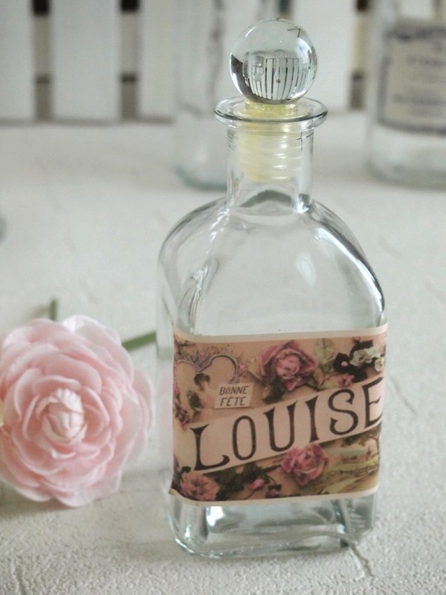 インテリア雑貨 クラシカル ガラスボトル ローズラベル アンティーク調 雑貨屋カンフィ