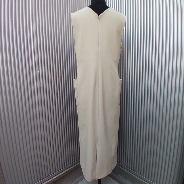 aw 美品 プラステplst ウォームリザーブジャンパーワンピース ノースリーブ Vネック ロングワンピ S ベージュ 定価 P052 古着屋rainbowfield Since 06