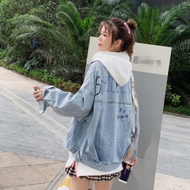全2色 アウター ジャケット デニムジャケット ロゴ入り スマイル クール ガーリー 可愛い おしゃれ オーバーサイズ ロングスリーブ ゆったり 韓国 ファッション カジュアル デイリー デート 春 秋 Like Fashion