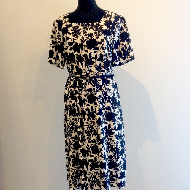 Daks ボタニカル ワンピース Siluet