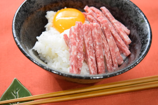 【熱々ご飯にとけだす旨味】ビフトロ4人前(送料込)