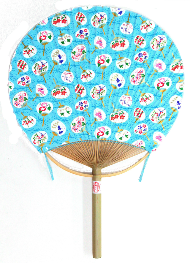 香るうちわ 中 水色うちわka 15 伝統工芸 日永うちわ 稲藤