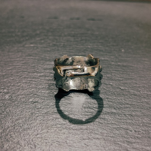 邪眼の指輪 イビルアイ 異世界雑貨屋