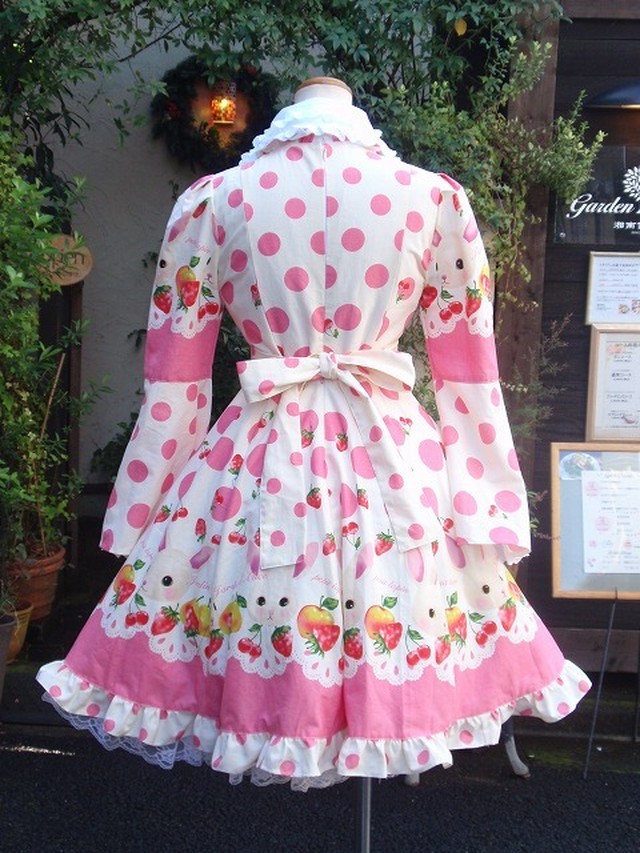 トランプとうさぎの編上げ姫袖リボンフリルワンピース Riflleshuffl