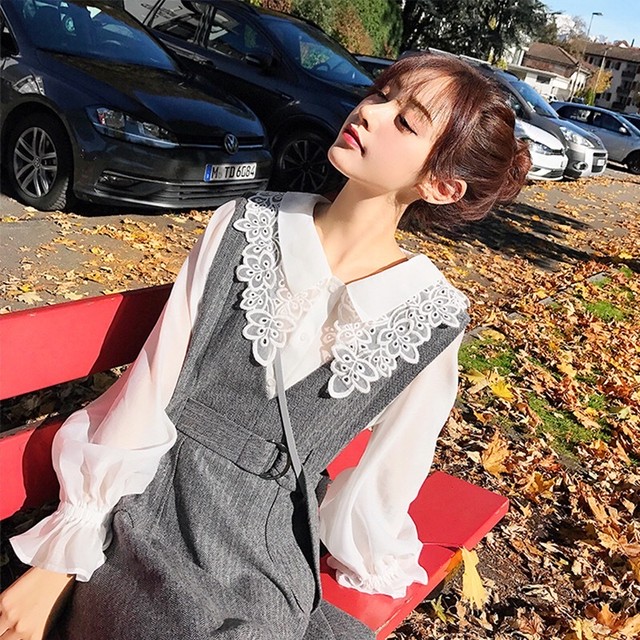 【即納】flower neck girly blouse