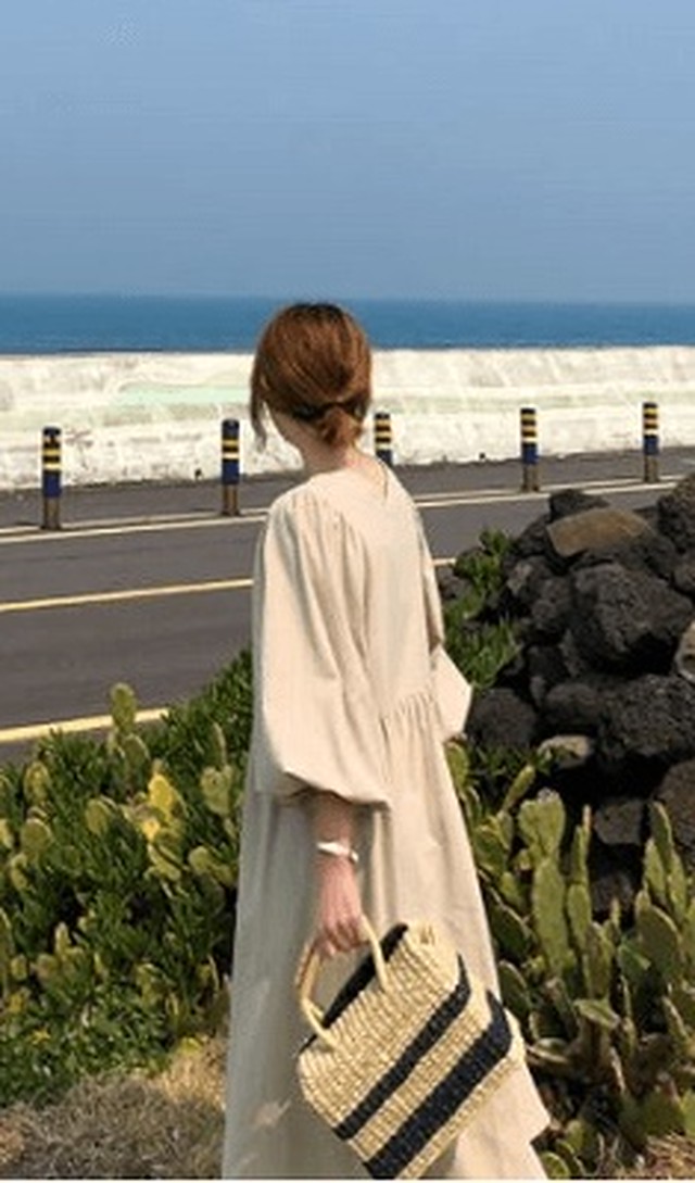 リゾートワンピ 体型カバー ゆったり Vネック コットン パフ バルーン 袖 リゾート Aライン マキシ ロング ワンピース Core Core Core Link