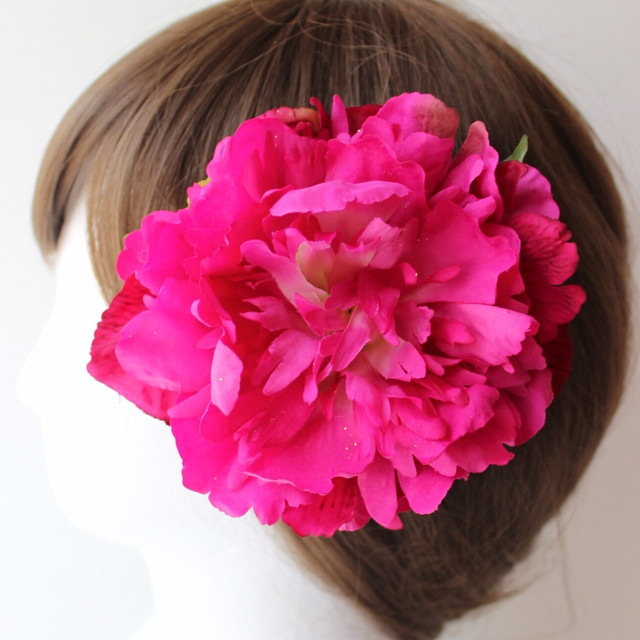 大きいピンクの芍薬の髪飾り 花made