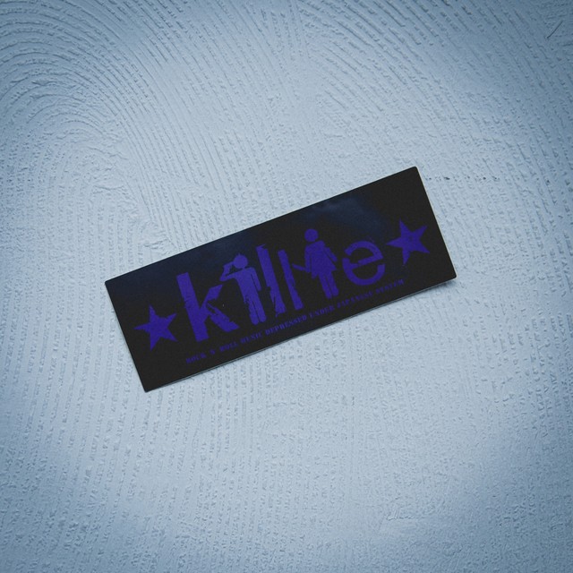 Killie 積年の恨みと癇癪により自殺を誘発する ステッカー 紺 耐水タイプ Sticker Ver 1 Navy Killie Official Webshop