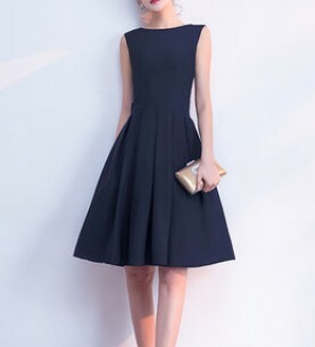 パーティードレス ワンピース 二次会 結婚式 ノースリーブ Aライン フレア シンプル ブラック ネイビー レッド リボンyahauc Ms 1212 Luzly