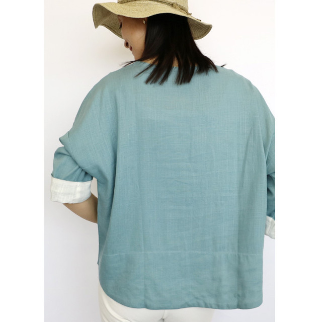 夏にオススメ カジュアルコーデに 飾りファスナーポケットプルオーバー 40代 50代 60代ファッション 70代 80代 ミセス ファッション レディース 春 夏 おしゃれ ラナリオンオンラインショップ