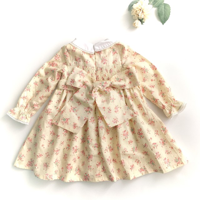 仕立屋コラボ パステルイエロー シャーリング ワンピース Heart Spring スモッキングワンピースと可愛い子供服