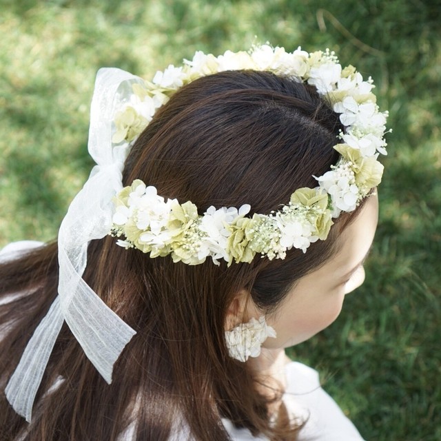送料無料 ホワイト グリーンの大人可愛い花冠 フラワークラウン 結婚式 二次会 海外挙式 花嫁 ヘッドドレス The Anniversary 送料無料 ホワイト グリーンの大人可愛い花冠 フラワークラウン 結婚式 二次会 海外挙式 花嫁 ヘッドドレス The Anniversary