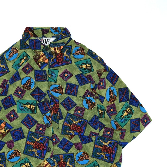 Unisex 90's Antiq. art full pattern rayon shirt