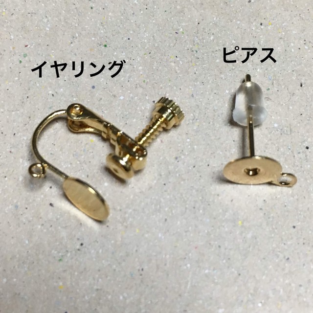 グレーミンクファー イヤリング リボン付きパールチャーム Cotton Tail