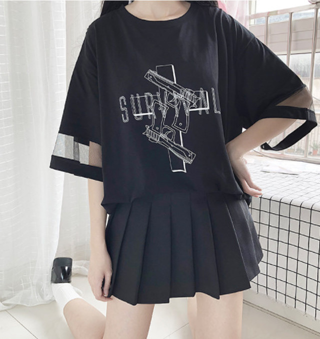 トップス Tシャツ スケルトン ブラック 黒 オーバーサイズ ゆるかわ 病みかわいい ゆめかわいい キュート 大人かわいい きれいめ エレガント フェミニン カジュアル デイリー お出かけ 秋 冬 Z94 Top Mode