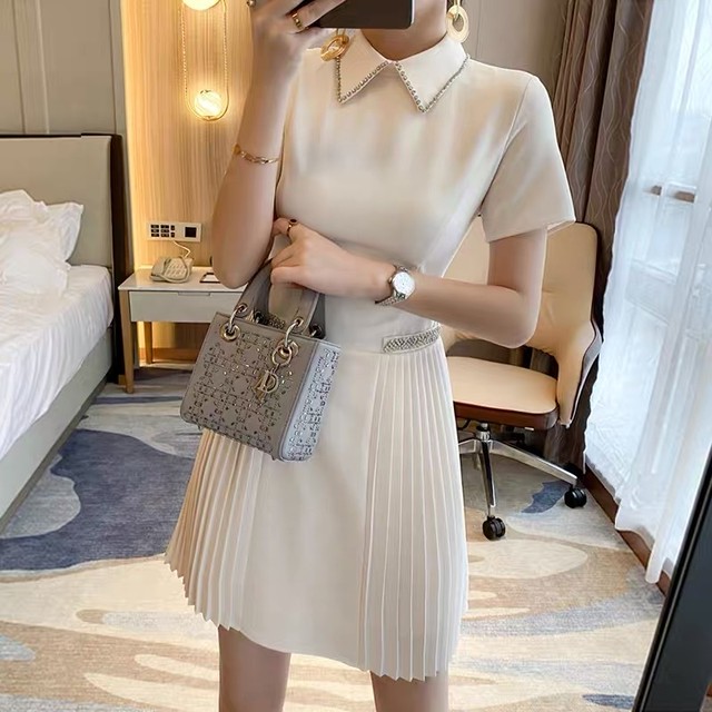 pleat design dress