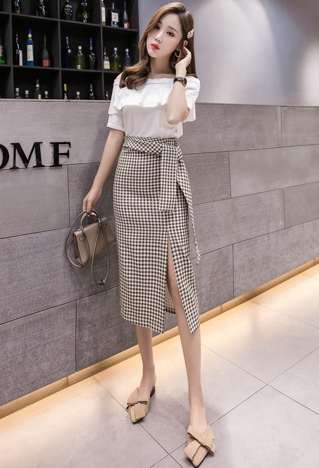 綺麗なきちんと 服 レディース 人気のファッション画像