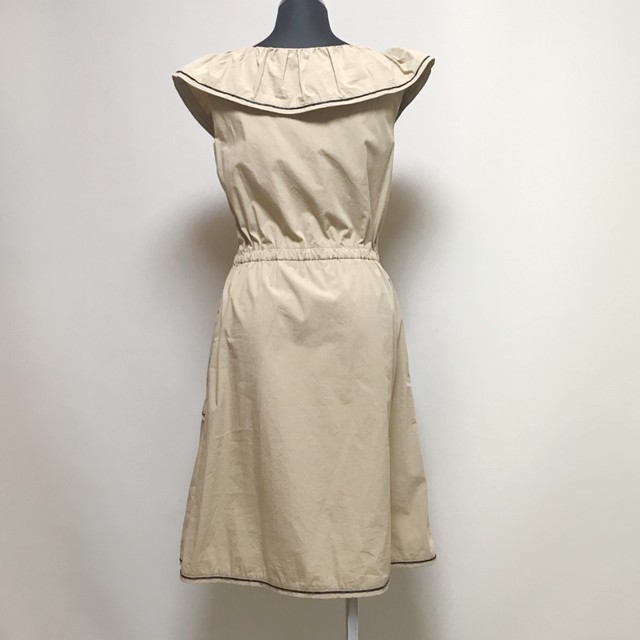 Tocca トッカ オンワード オフショルダーワンピース 清楚系 カジュアル系 良品 ベージュ 0サイズ ギャザー Aspiration01