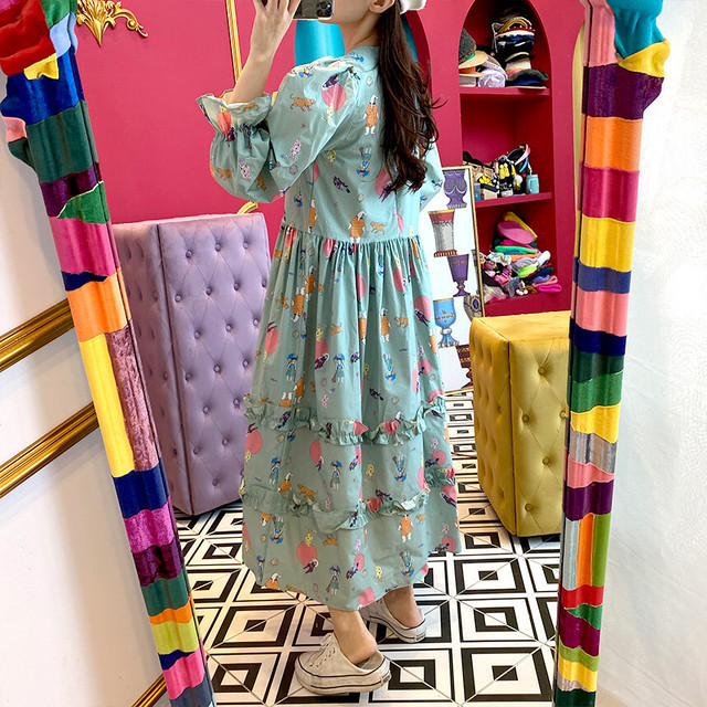 ワンピース プリント イラスト ポップ ラウンドネック ミドル丈 ミモレ丈 ボリューム袖 フリル 可愛い オシャレ 個性的 お出掛け 秋 Ukiukionepicec