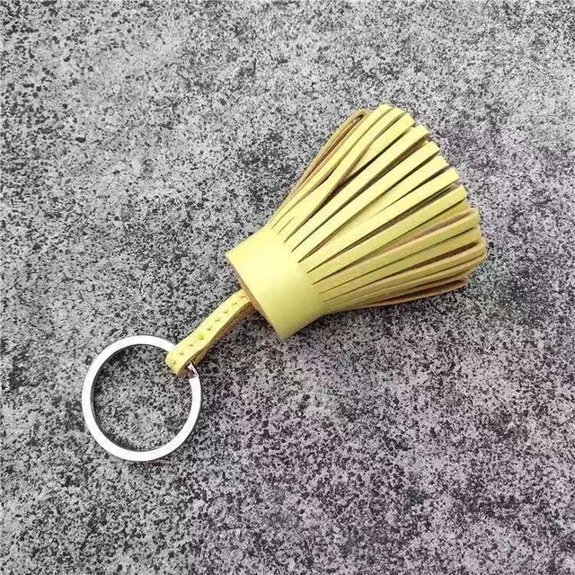 レザータッセルチャーム Rnyroom