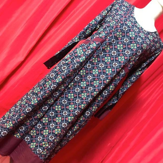 マライカ レーヨンゴシックフラワープリントワンピース ワイン のんき屋 大阪富田林