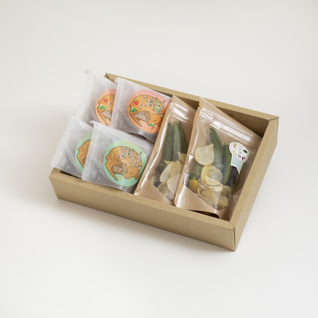 農家のおやつ3種セットギフト箱入り「卵不使用いちごクッキー2袋+グルテンフリークッキー2袋+無添加野菜チップス2袋の計6袋」熨斗付き可