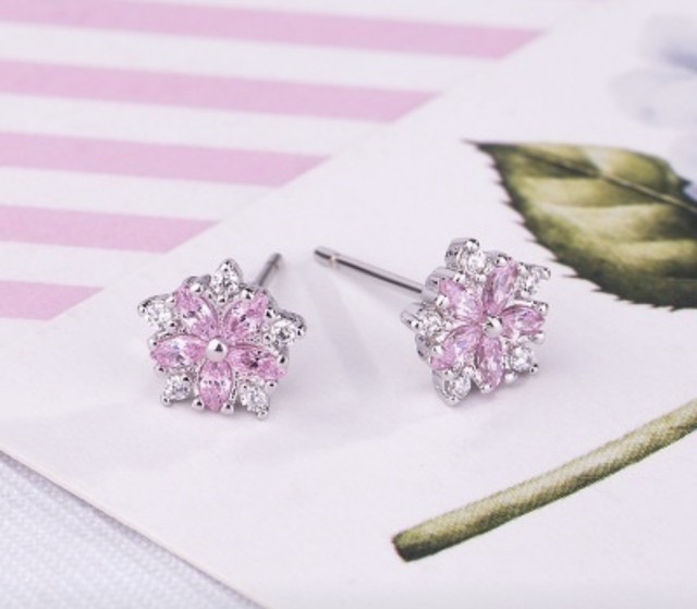 ピンク桜キラキラ ピアス Reina Jewelry