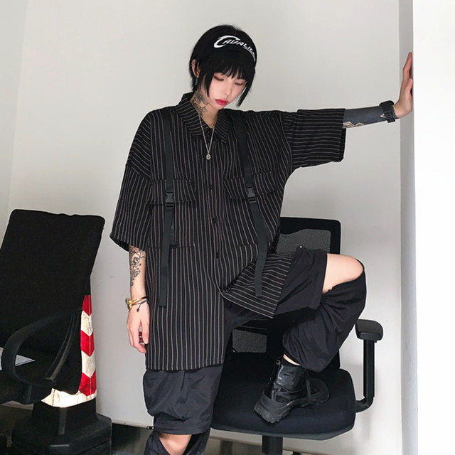 ゴスロリ系 シャツ ダーク ストライプ ユニセックス 病み可愛い オーバーサイズ オルチャン ストリート系 原宿系 10代 代 天使と悪魔 サブカル系ファッション Seasonz