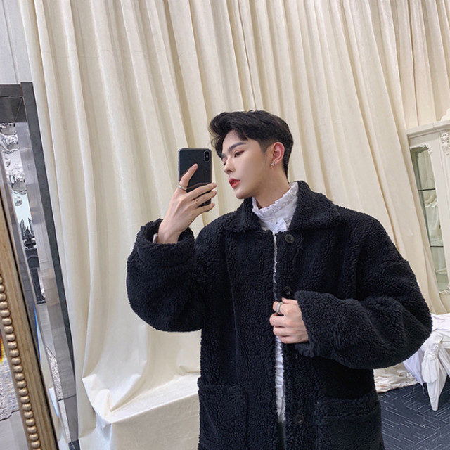 75 黒 モコモコ アウター メンズ ファッショントレンドについて