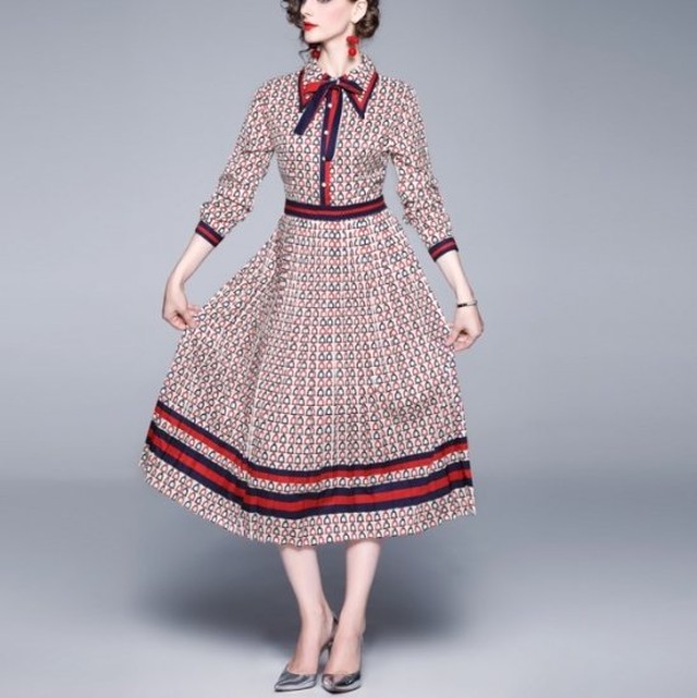 ロングワンピース ワンピ 韓国 コーデ きれいめ 冬 秋冬 秋 40代 30代 大きいサイズ 膝下丈 長袖 バイカラー Vネック フレアスカート おしゃれ きれいめ オフィス 大人 フォーマル 上品 ワンピの里