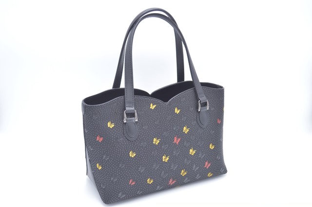 多色刷印傳 スカラップトート 三色蝶柄 浅草前川印伝 直営オンラインショップ