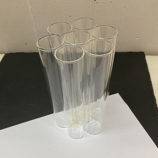 ガラスチューブベース